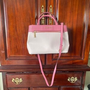 Brand new Michael Kors hand & shoulder Bag